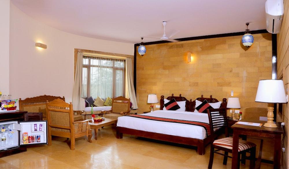 Hotel Golden Haveli Джайсалмер Екстериор снимка